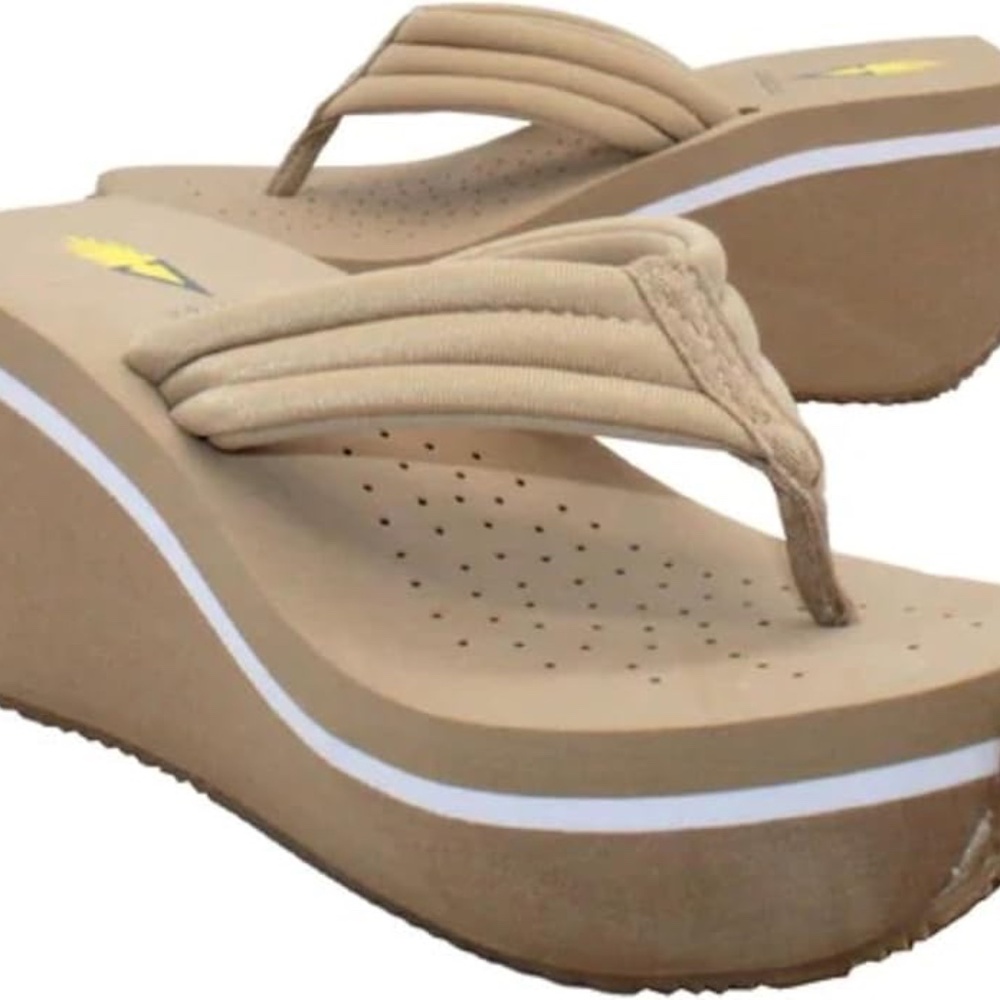 NIB - Volatile (Size 11) Women's Zoe Platform Wedge Sandals‎ – Beige